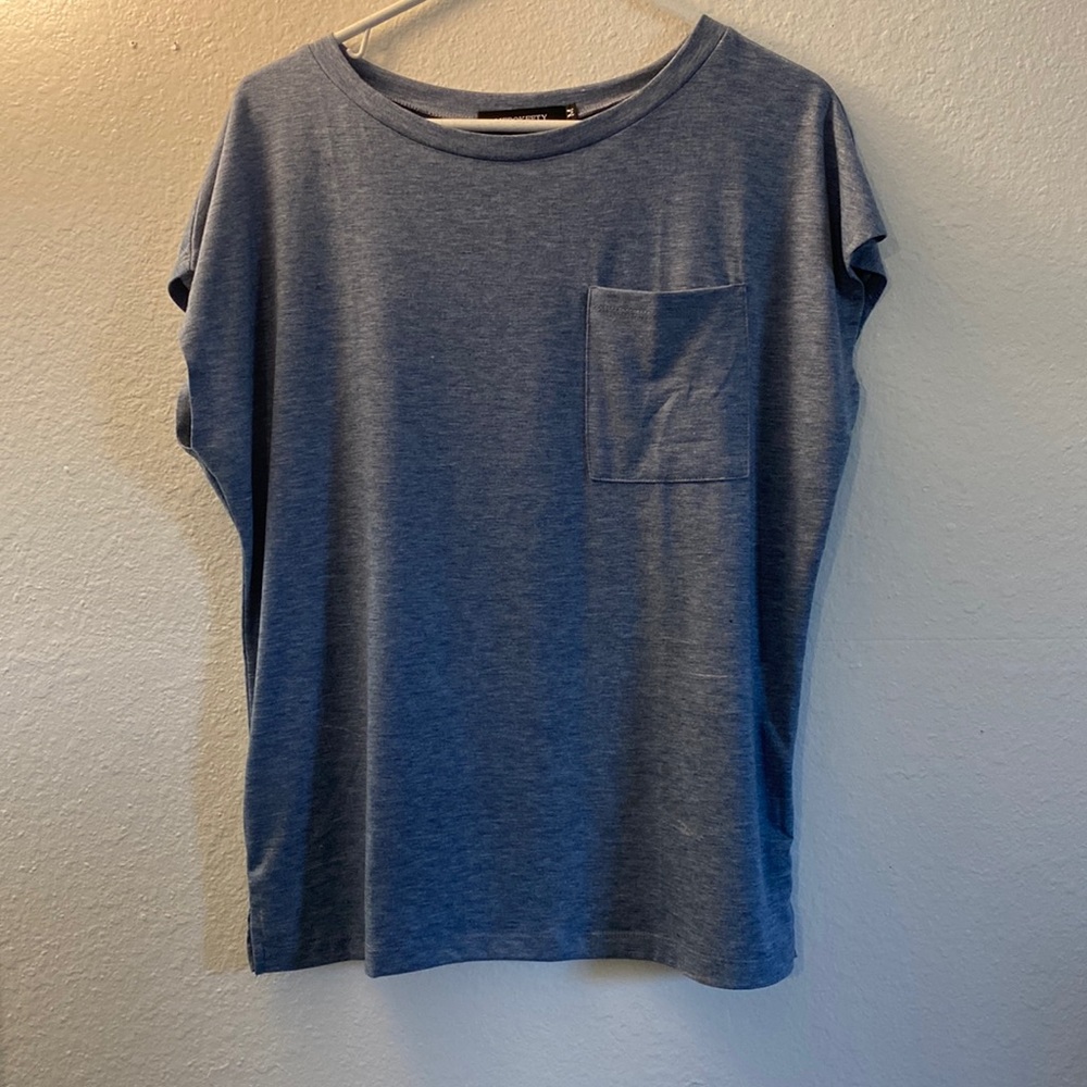 Casual t-shirt